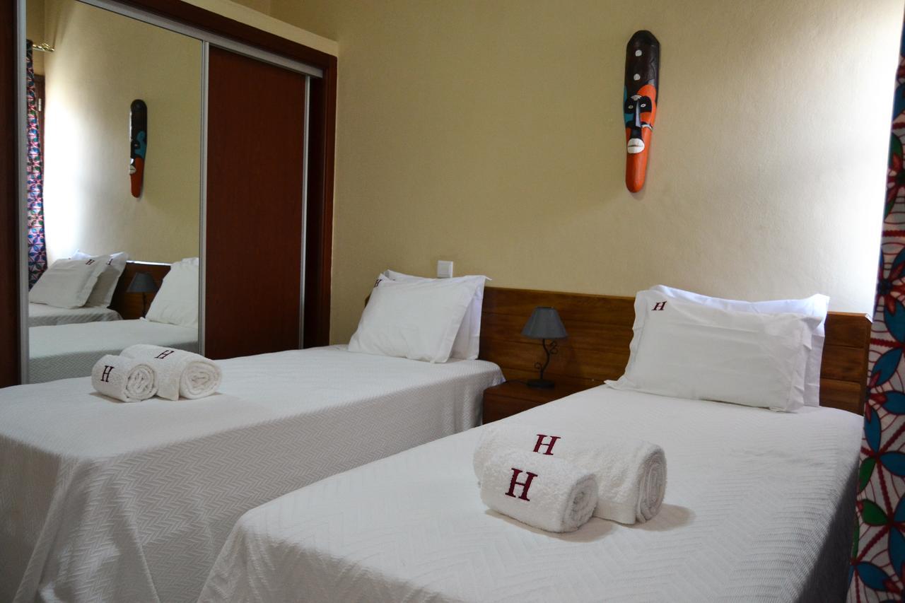 Hotel Central Sao Tome Exteriör bild